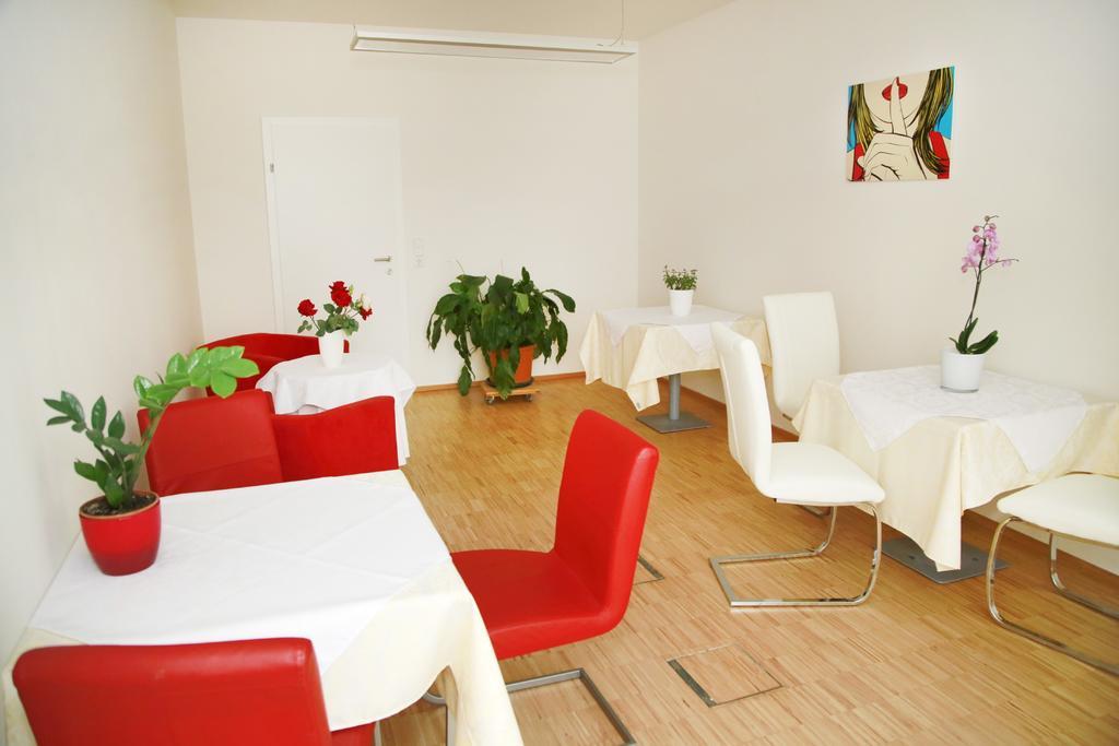Hotel Restaurant Red Lodge Graz Extérieur photo